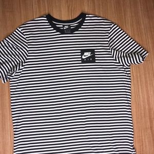Nike Men's Striped Vintage Short Sleeve Shirt XL